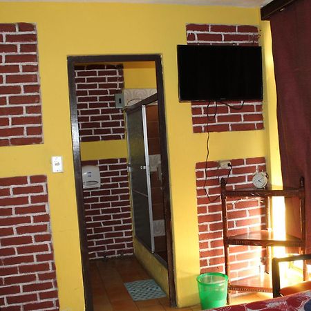 Hotel Casa Del Viajero Quetzaltenango Exteriör bild