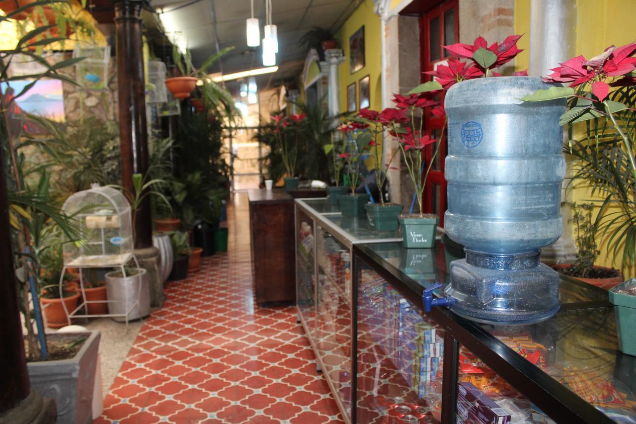 Hotel Casa Del Viajero Quetzaltenango Exteriör bild
