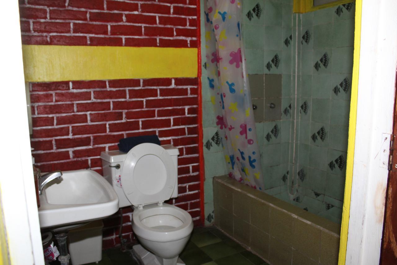 Hotel Casa Del Viajero Quetzaltenango Exteriör bild