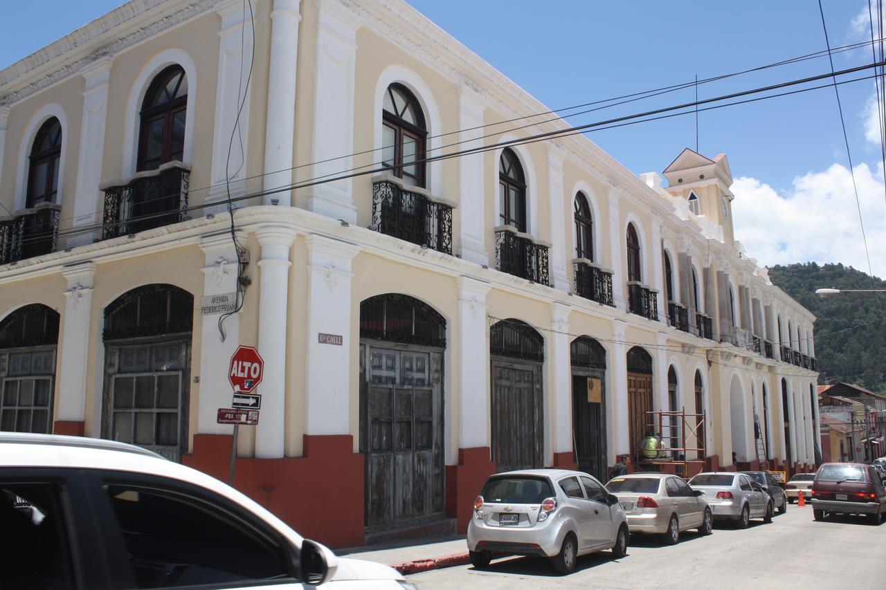 Hotel Casa Del Viajero Quetzaltenango Exteriör bild