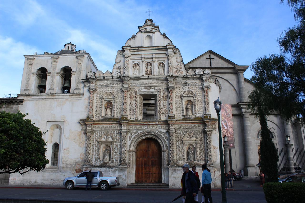 Hotel Casa Del Viajero Quetzaltenango Exteriör bild