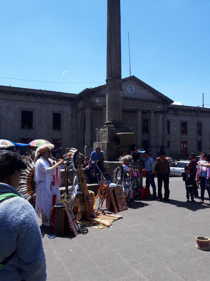 Hotel Casa Del Viajero Quetzaltenango Exteriör bild