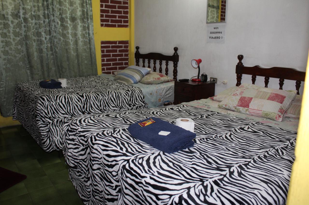 Hotel Casa Del Viajero Quetzaltenango Exteriör bild