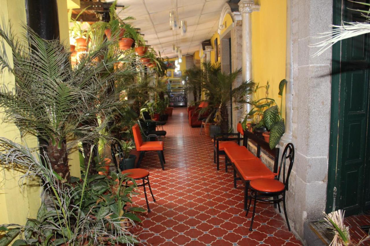 Hotel Casa Del Viajero Quetzaltenango Exteriör bild