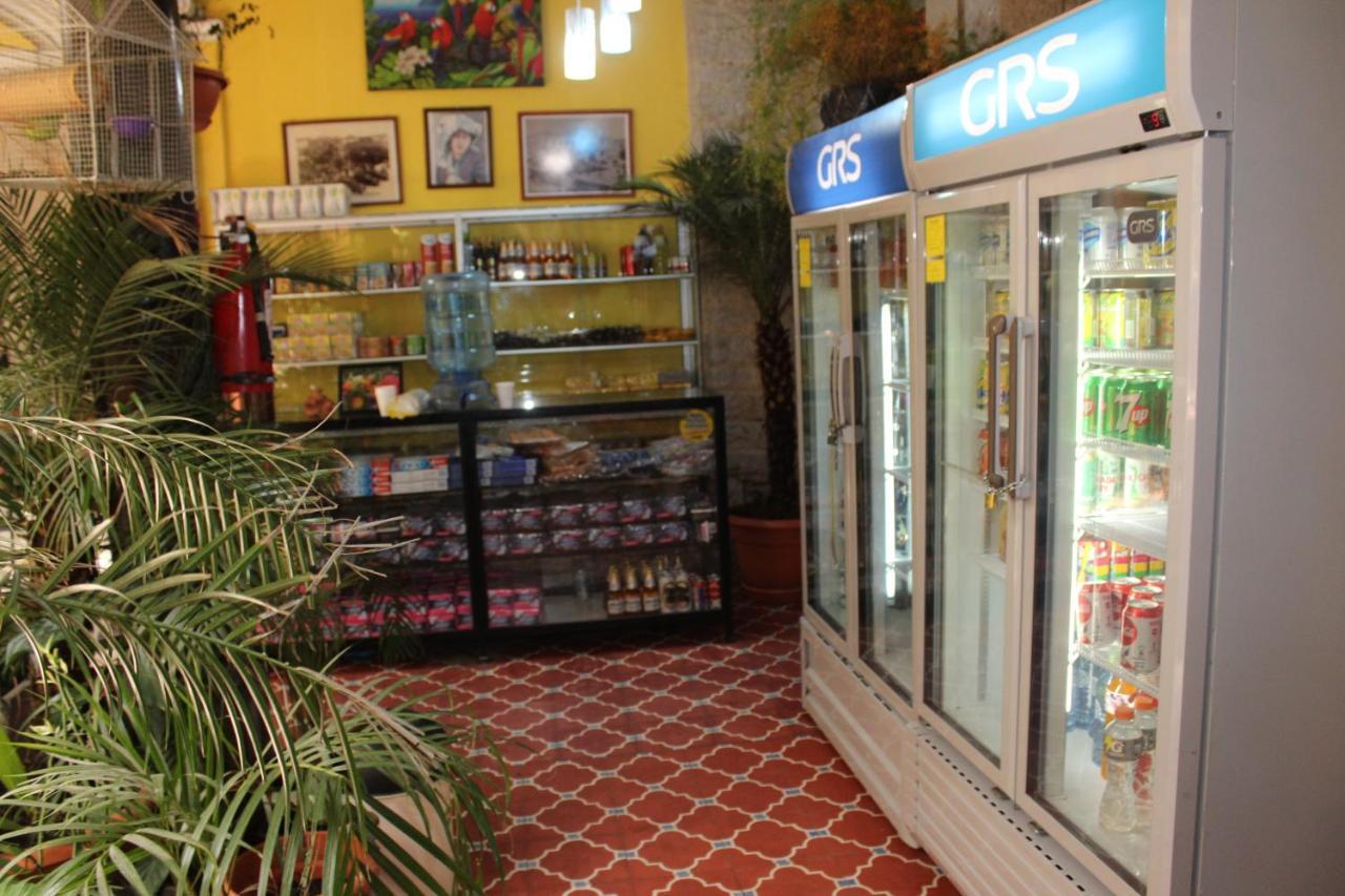 Hotel Casa Del Viajero Quetzaltenango Exteriör bild