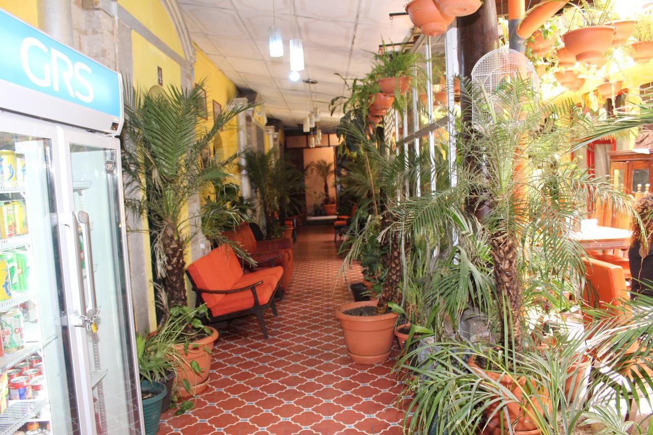 Hotel Casa Del Viajero Quetzaltenango Exteriör bild